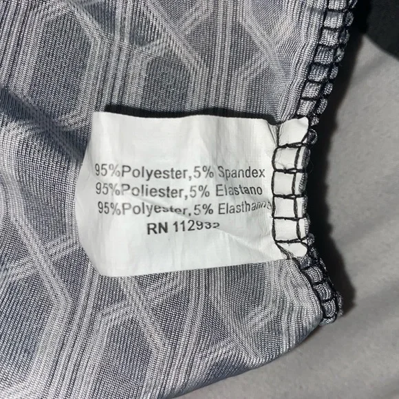 Black patterned romper - Picture 3 of 4